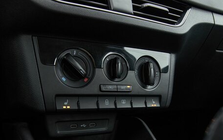 Volkswagen Polo VI (EU Market), 2021 год, 1 680 000 рублей, 6 фотография