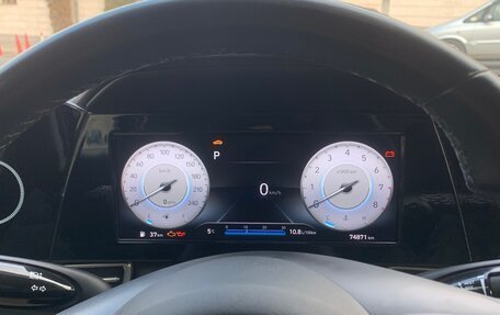 Hyundai Elantra, 2021 год, 2 100 000 рублей, 11 фотография