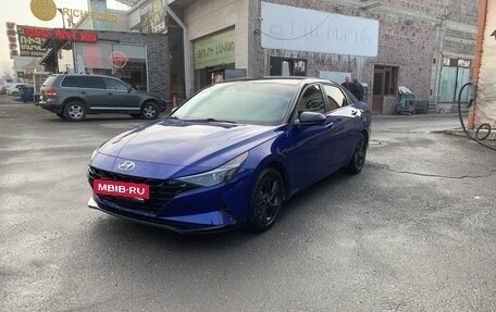 Hyundai Elantra, 2021 год, 2 100 000 рублей, 5 фотография