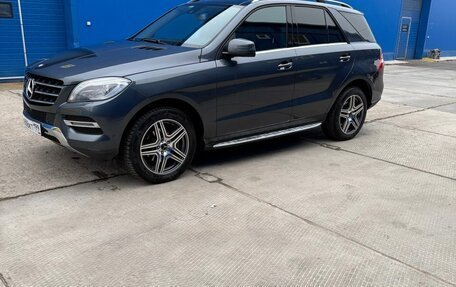 Mercedes-Benz M-Класс, 2014 год, 2 900 000 рублей, 4 фотография