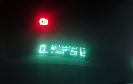 Toyota Yaris III рестайлинг, 2008 год, 750 000 рублей, 15 фотография