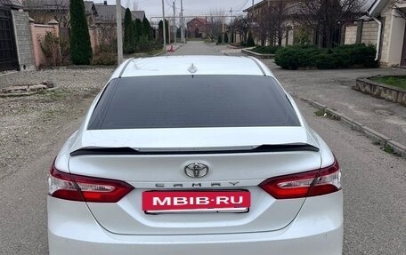 Toyota Camry, 2018 год, 2 430 000 рублей, 5 фотография