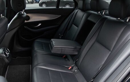 Mercedes-Benz E-Класс, 2019 год, 2 625 000 рублей, 14 фотография