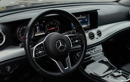 Mercedes-Benz E-Класс, 2019 год, 2 625 000 рублей, 11 фотография