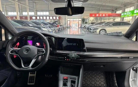 Volkswagen Golf VIII, 2022 год, 1 440 000 рублей, 8 фотография