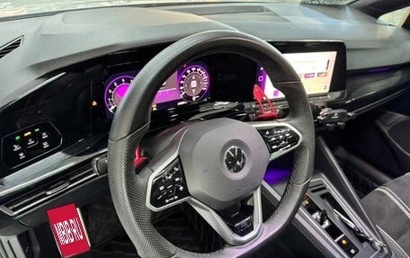 Volkswagen Golf VIII, 2022 год, 1 440 000 рублей, 9 фотография