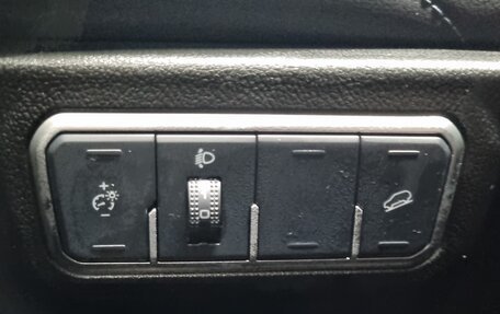 Haval F7 I, 2020 год, 1 750 000 рублей, 18 фотография