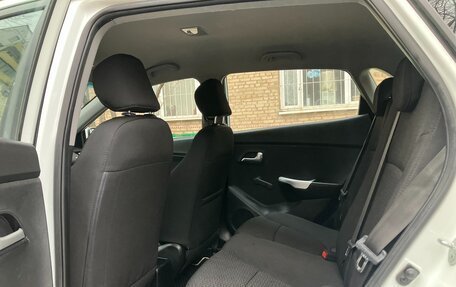 KIA Rio III рестайлинг, 2014 год, 950 000 рублей, 15 фотография