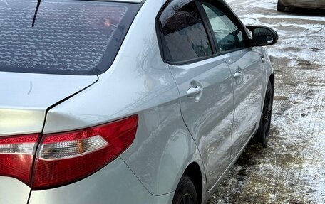 KIA Rio III рестайлинг, 2014 год, 750 000 рублей, 4 фотография