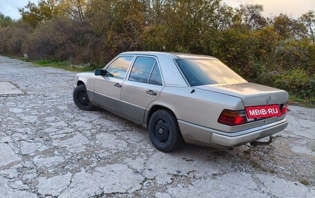 Mercedes-Benz W124, 1991 год, 320 000 рублей, 6 фотография