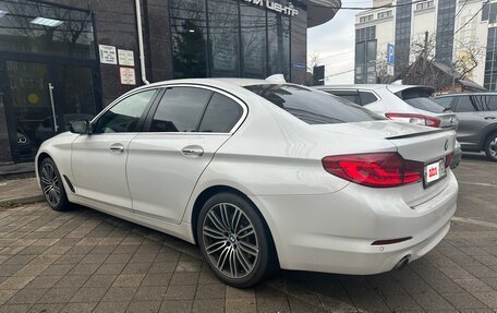 BMW 5 серия, 2017 год, 2 900 000 рублей, 2 фотография
