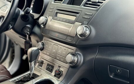 Toyota Highlander III, 2012 год, 1 650 000 рублей, 16 фотография