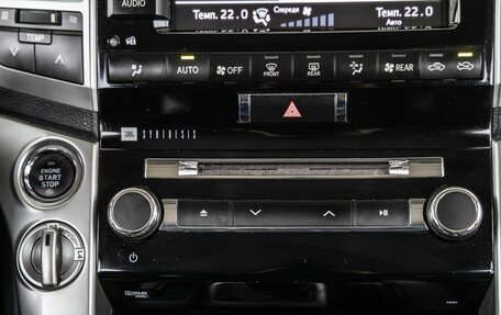 Toyota Land Cruiser 200, 2012 год, 3 858 000 рублей, 29 фотография