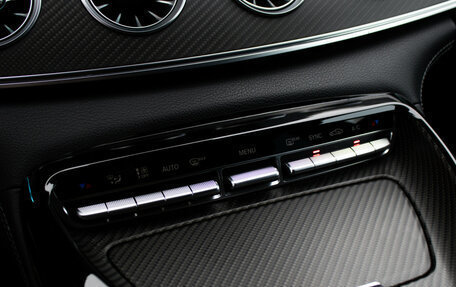 Mercedes-Benz AMG GT I рестайлинг, 2019 год, 5 990 000 рублей, 23 фотография