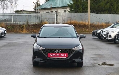 Hyundai Solaris II рестайлинг, 2021 год, 1 600 000 рублей, 2 фотография