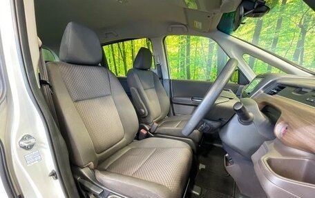 Honda Freed II, 2022 год, 1 383 000 рублей, 10 фотография