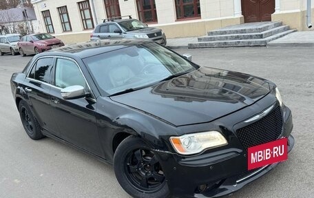 Chrysler 300C II, 2012 год, 730 000 рублей, 3 фотография
