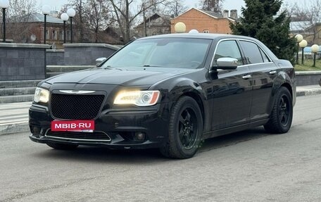 Chrysler 300C II, 2012 год, 730 000 рублей, 1 фотография