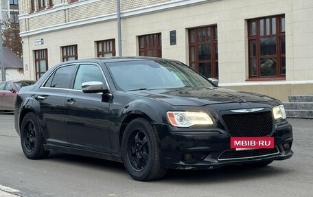 Chrysler 300C II, 2012 год, 730 000 рублей, 4 фотография