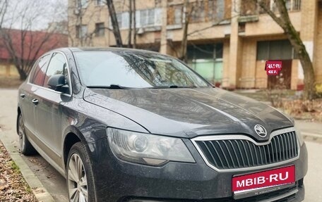 Skoda Superb III рестайлинг, 2014 год, 1 125 000 рублей, 1 фотография