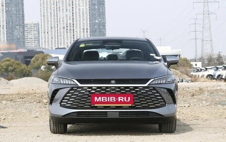BYD Qin, 2025 год, 2 349 997 рублей, 2 фотография