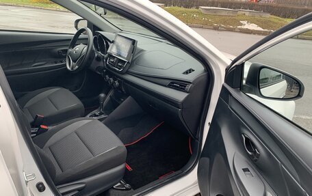 Toyota Vios III, 2023 год, 1 700 000 рублей, 9 фотография