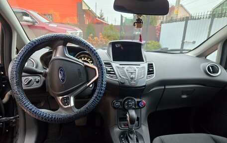 Ford Fiesta, 2016 год, 900 000 рублей, 9 фотография