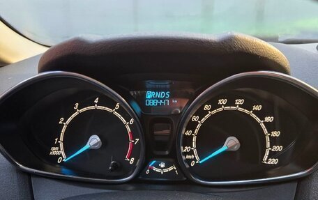 Ford Fiesta, 2016 год, 900 000 рублей, 13 фотография