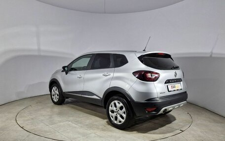 Renault Kaptur I рестайлинг, 2017 год, 1 250 000 рублей, 4 фотография