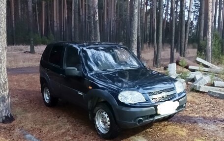 Chevrolet Niva I рестайлинг, 2011 год, 450 000 рублей, 2 фотография