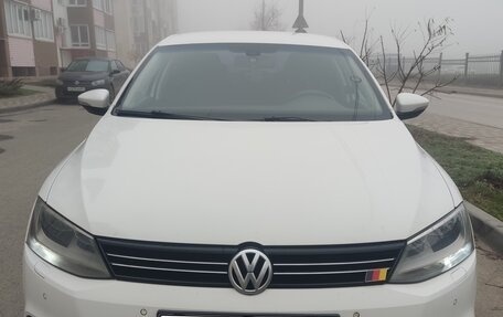 Volkswagen Jetta VI, 2012 год, 1 050 000 рублей, 25 фотография
