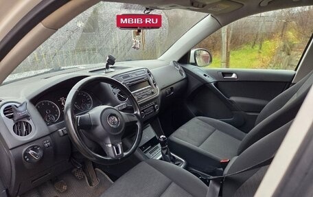 Volkswagen Tiguan I, 2011 год, 1 250 000 рублей, 2 фотография