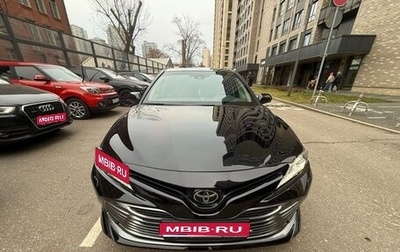 Toyota Camry, 2019 год, 2 850 000 рублей, 1 фотография