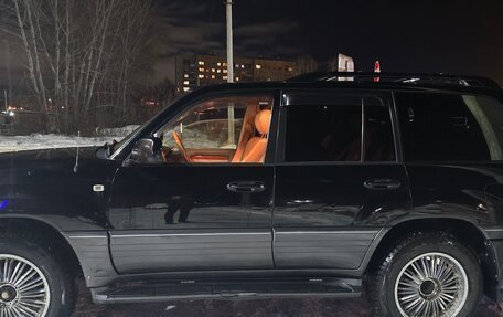 Toyota Land Cruiser 100 рестайлинг 2, 2002 год, 1 600 000 рублей, 6 фотография