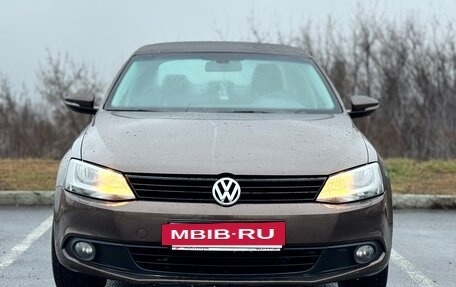 Volkswagen Jetta VI, 2011 год, 979 000 рублей, 7 фотография