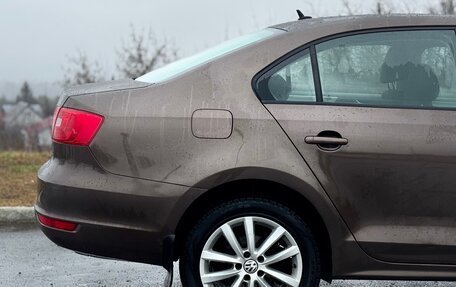 Volkswagen Jetta VI, 2011 год, 979 000 рублей, 12 фотография