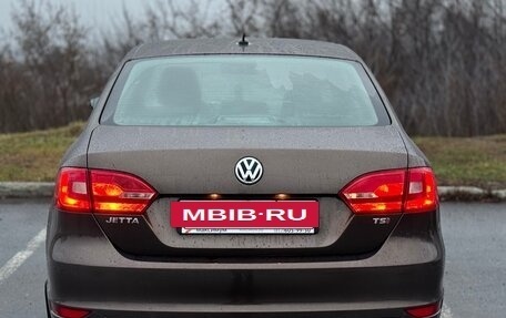 Volkswagen Jetta VI, 2011 год, 979 000 рублей, 10 фотография