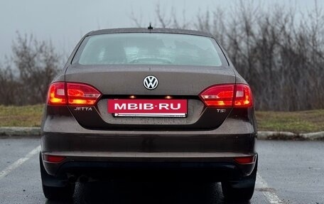 Volkswagen Jetta VI, 2011 год, 979 000 рублей, 9 фотография