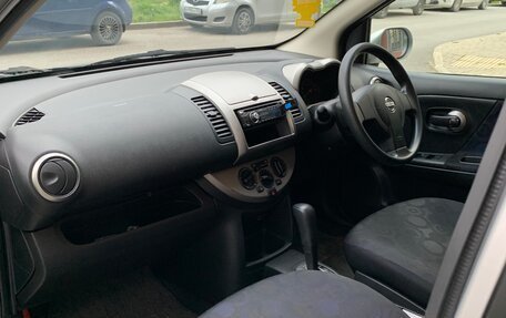 Nissan Note II рестайлинг, 2005 год, 590 000 рублей, 13 фотография