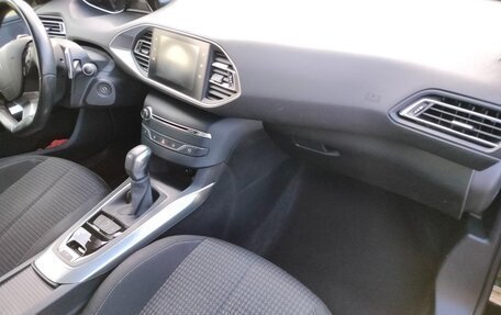 Peugeot 308 II, 2019 год, 1 490 000 рублей, 11 фотография