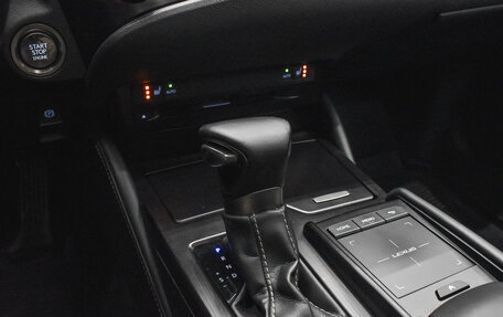 Lexus ES VII, 2018 год, 3 550 000 рублей, 19 фотография
