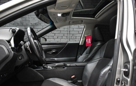 Lexus ES VII, 2018 год, 3 550 000 рублей, 21 фотография