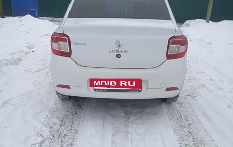 Renault Logan II, 2017 год, 700 000 рублей, 2 фотография