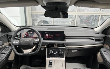 CheryExeed TXL, 2022 год, 1 870 000 рублей, 10 фотография