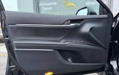 Toyota Camry, 2021 год, 2 950 000 рублей, 9 фотография