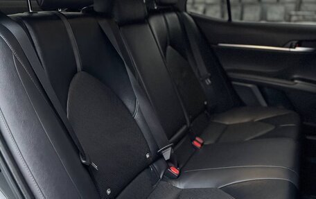 Toyota Camry, 2021 год, 2 950 000 рублей, 12 фотография