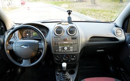 Ford Fiesta, 2007 год, 530 000 рублей, 16 фотография