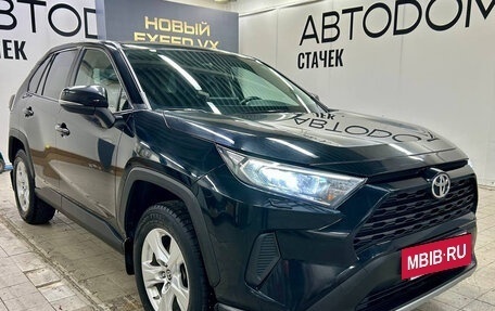 Toyota RAV4, 2021 год, 2 770 000 рублей, 7 фотография
