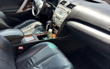 Toyota Camry, 2007 год, 850 000 рублей, 10 фотография