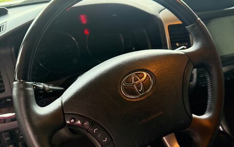 Toyota Land Cruiser Prado 120 рестайлинг, 2008 год, 2 400 000 рублей, 7 фотография